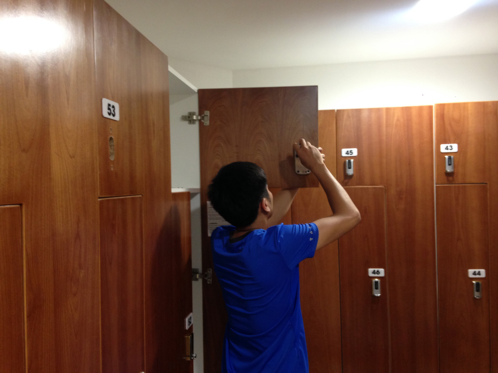 Sửa khóa tủ tại nhà chuyên Sửa Ổ Khóa, Mở Ổ Khóa nhà, Sửa Mở Khóa ôtô, Sửa Khóa Két Sắt, Làm khóa smartkey xe máy, Kích bình ôtô