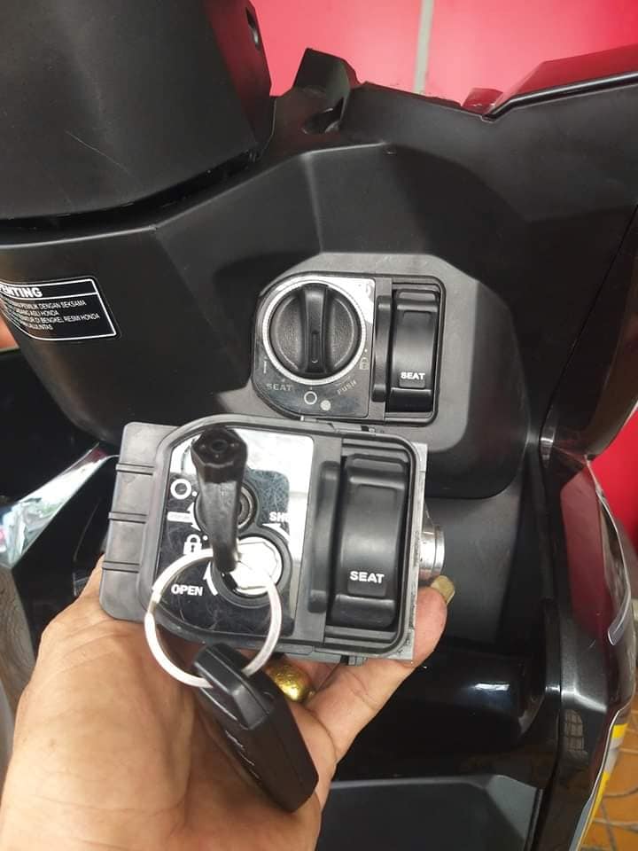 Làm Khóa Smartkey Xe Máy, Sửa khóa tại nhà 24h chuyên, Sửa Mở Khóa ôtô, Sửa Khóa Két Sắt, Làm khóa smartkey xe máy, Kích bình ôtô